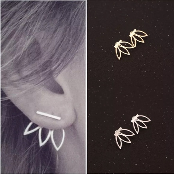 {Haley} Gold Trendy flower jacket stud earrings - Picture 2 of 7